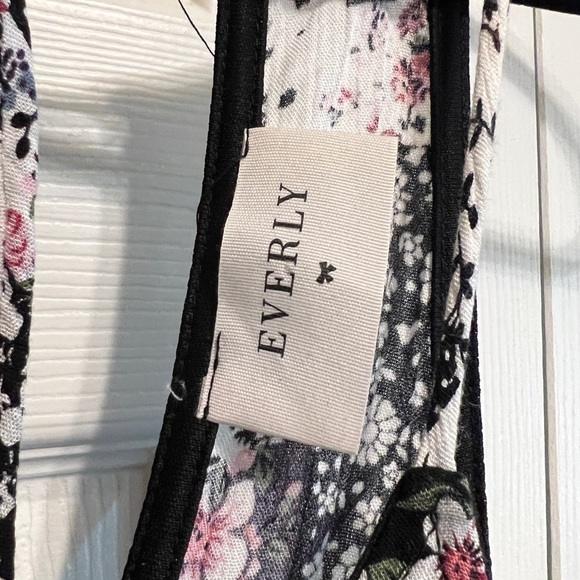 Cute Floral Patchwork Dress - Picture 5 of 6